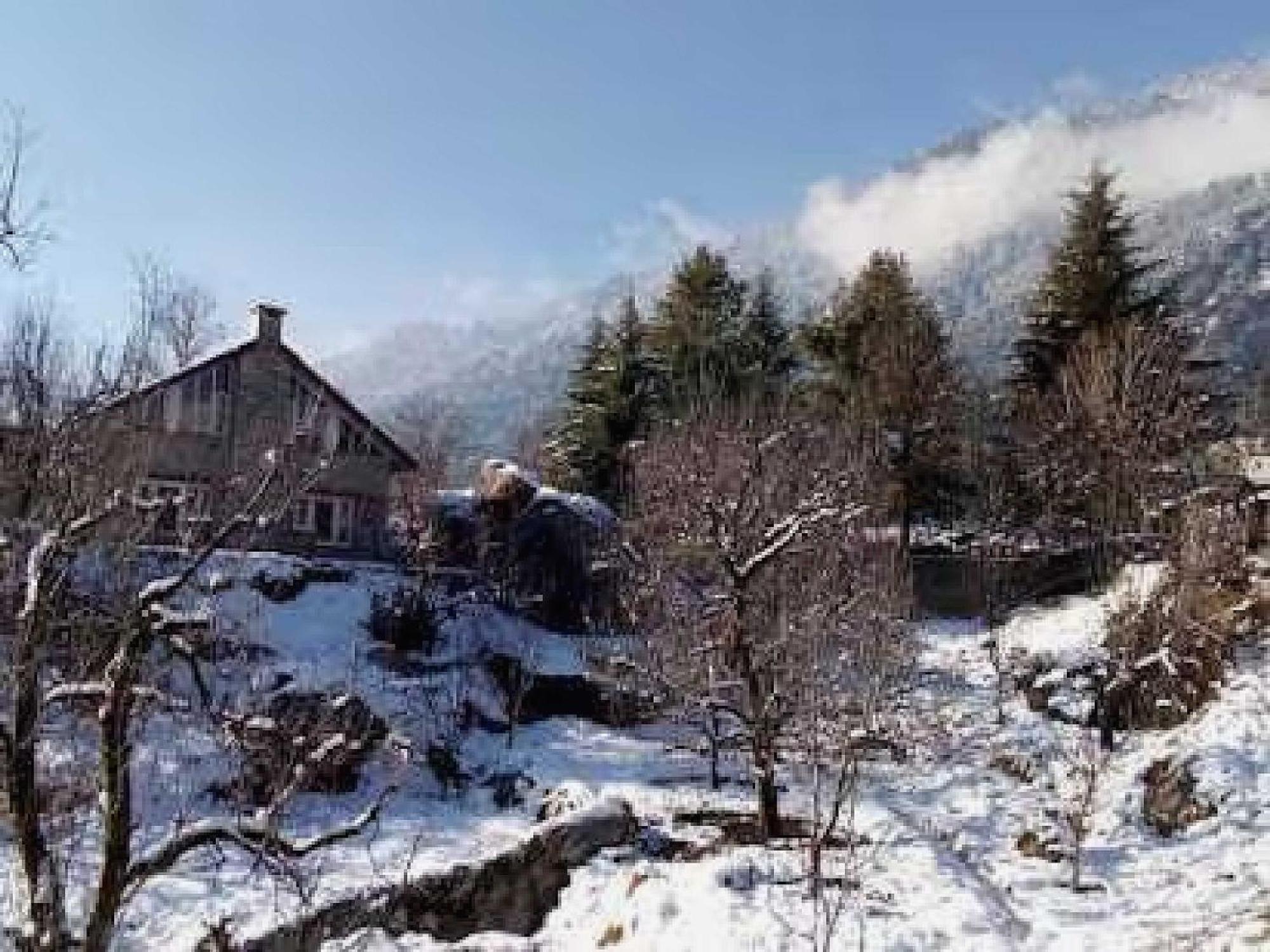 Hotel O Antriksh Cottage Manāli Kültér fotó