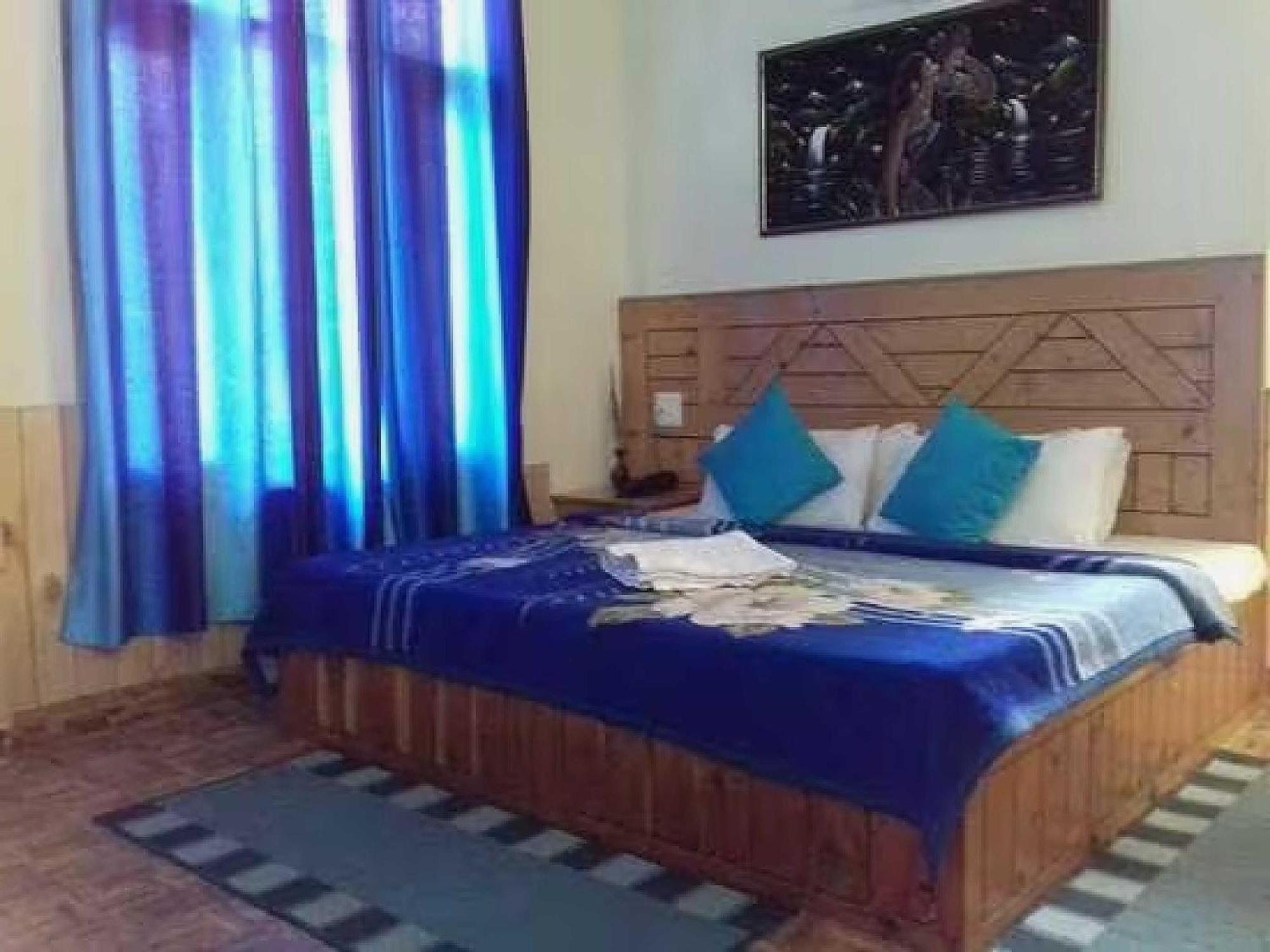 Hotel O Antriksh Cottage Manāli Kültér fotó