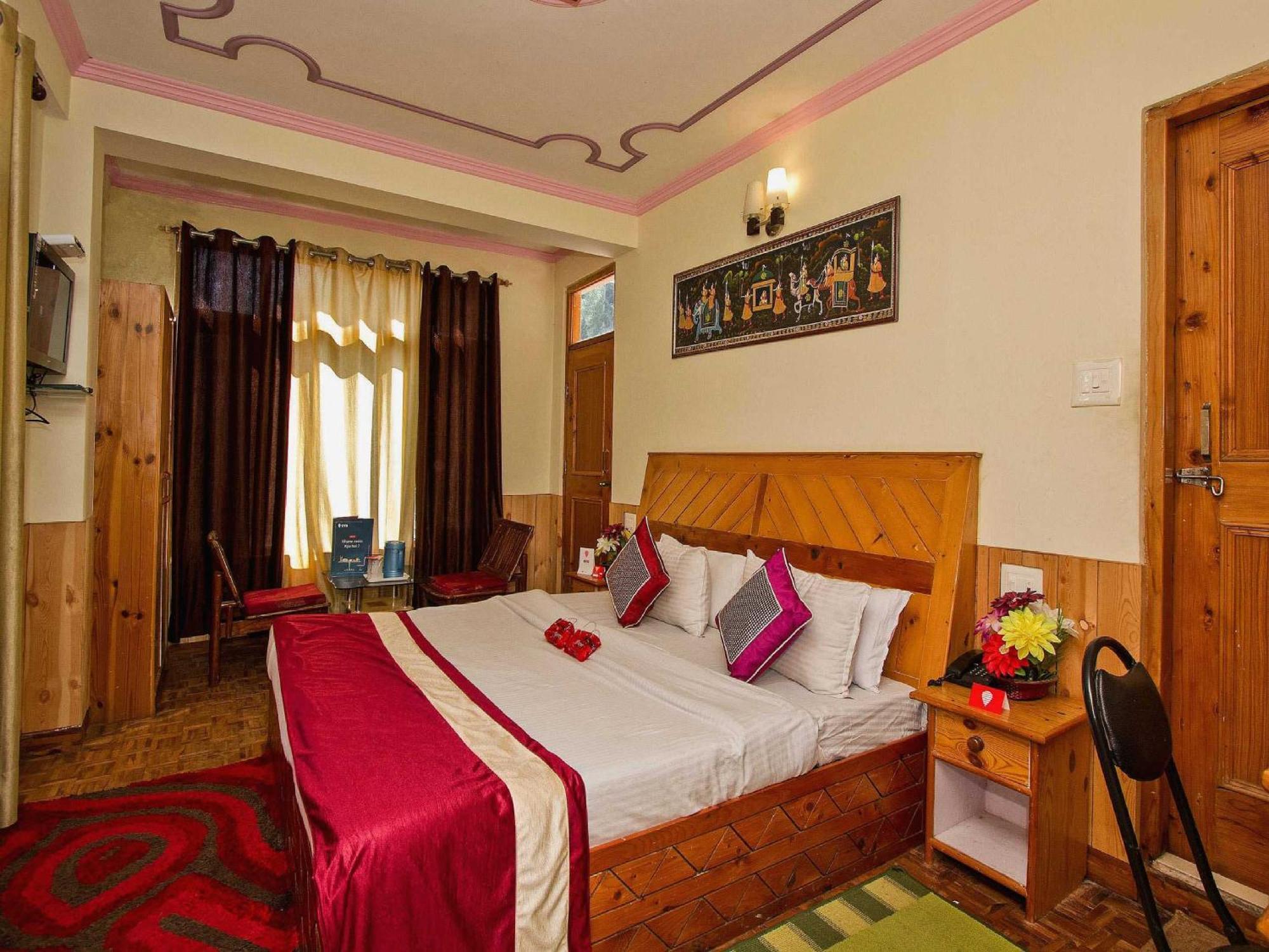 Hotel O Antriksh Cottage Manāli Kültér fotó
